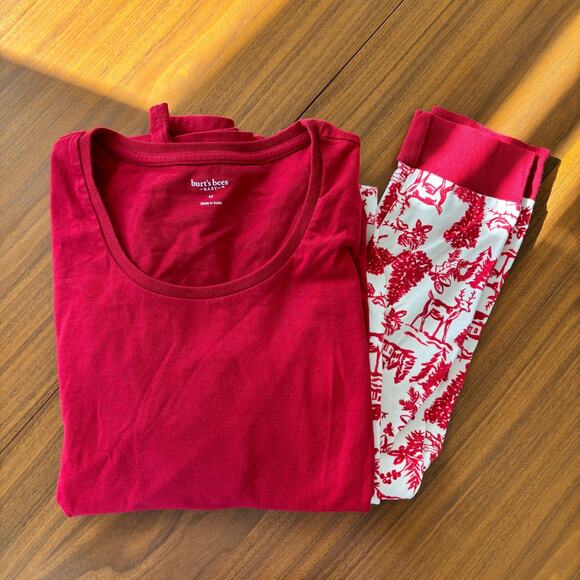Burt's Bee Family Christmas PJ Set 2 Piece Set Red White Women's Size Medium - Picture 10 of 11